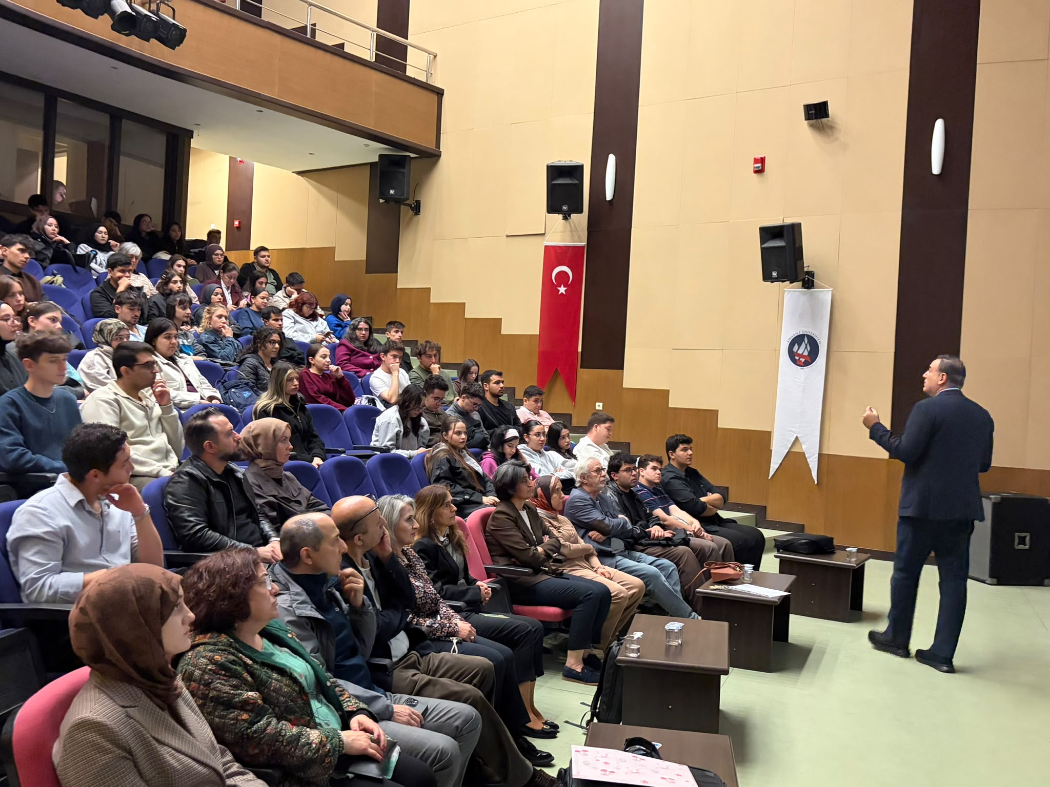 Kimya Bölümü TÜBA konferansı katılımcıları