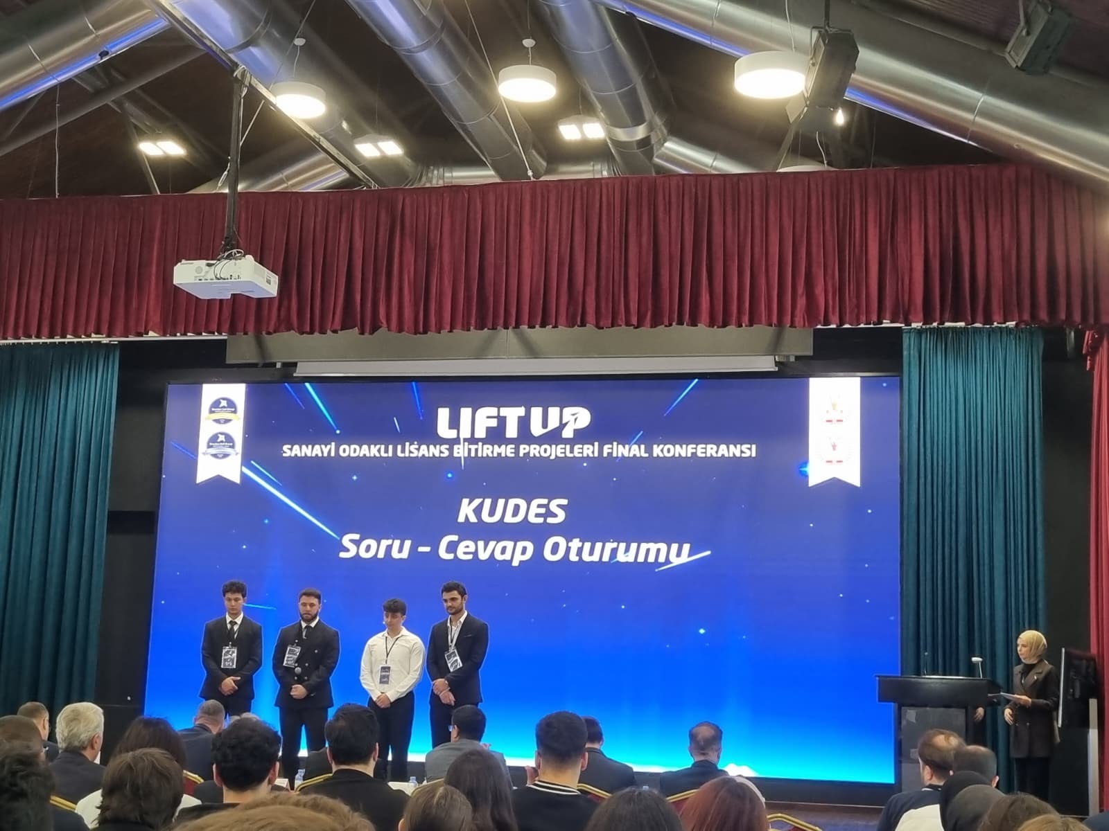 KUDES Ekibi proje sunumu